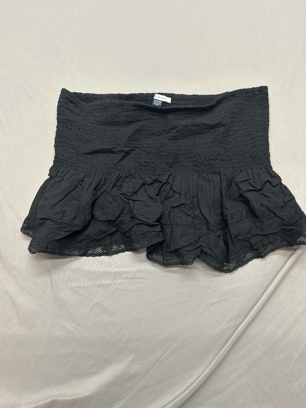 American Eagle Black Smocked Ruffle Lace Trim Mini Skirt Size XL